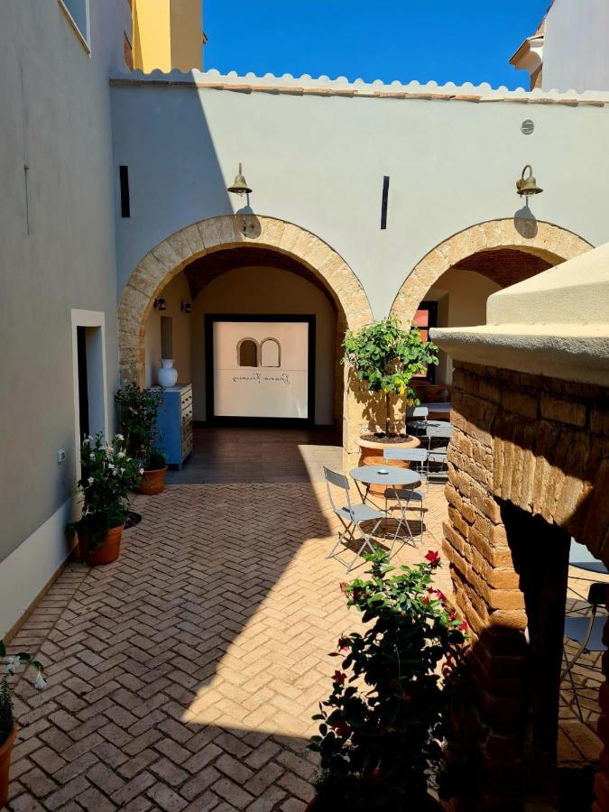 Hotel Dimora Ferraris Càbras Esterno foto